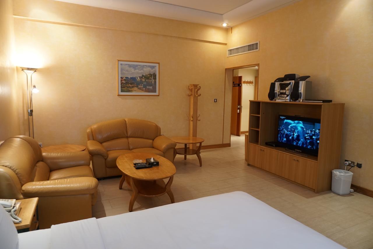 E5 Apartments Manama Eksteriør billede