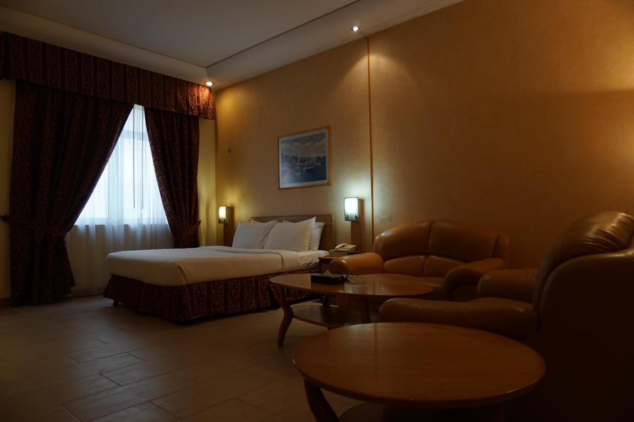 E5 Apartments Manama Eksteriør billede
